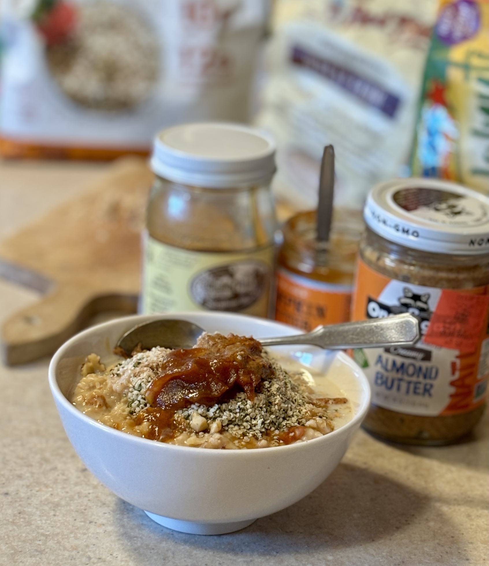 Super Creamy Oatmeal with Almond Butter & Sorghum Syrup to Nourish Yin, Calm Vata Super Creamy Oatmeal with Almond Butter & Sorghum Syrup to Nourish Yin, Calm Vata