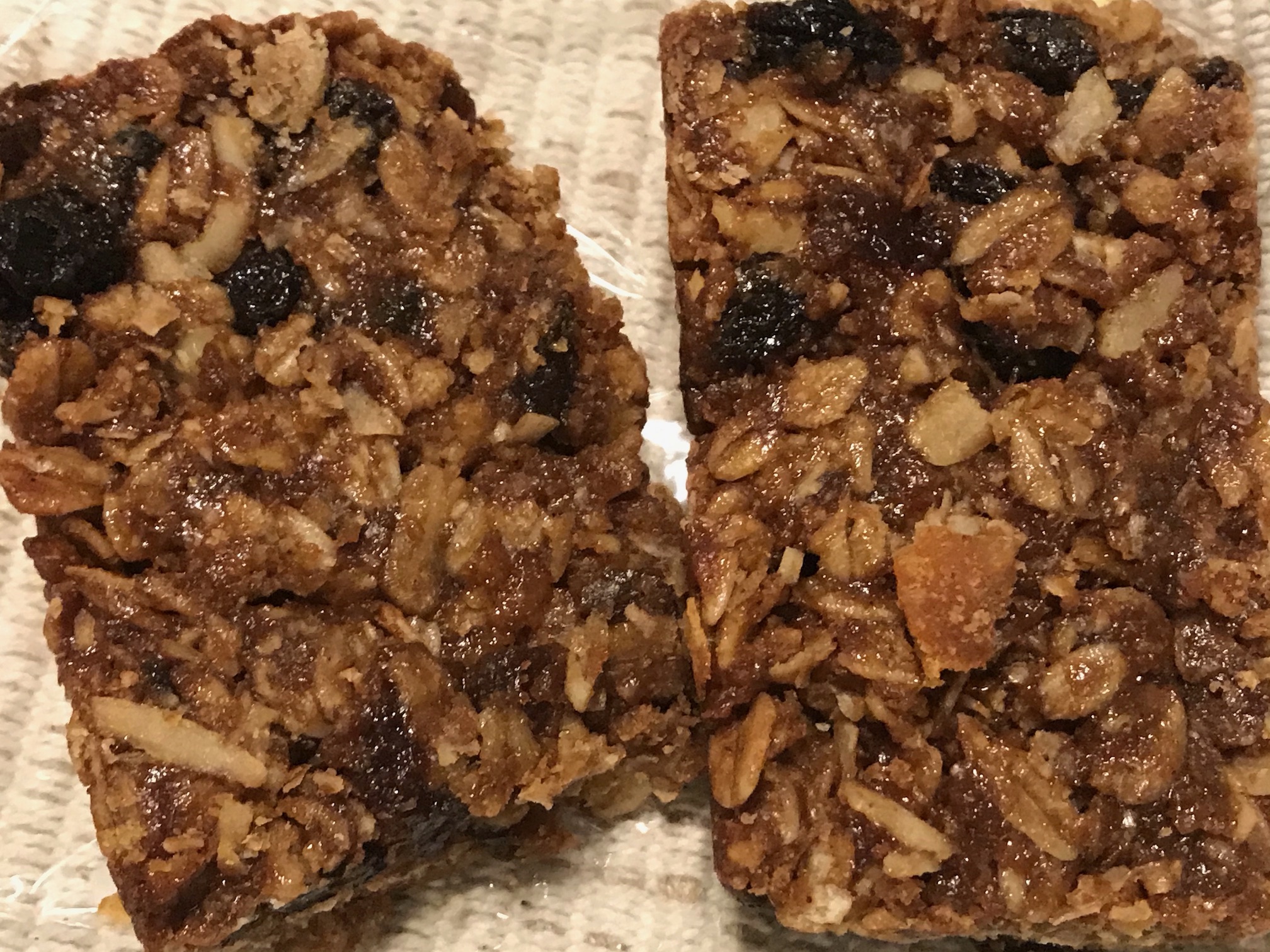 Healthy Baked Oat and Dried Fruit Breakfast Bars