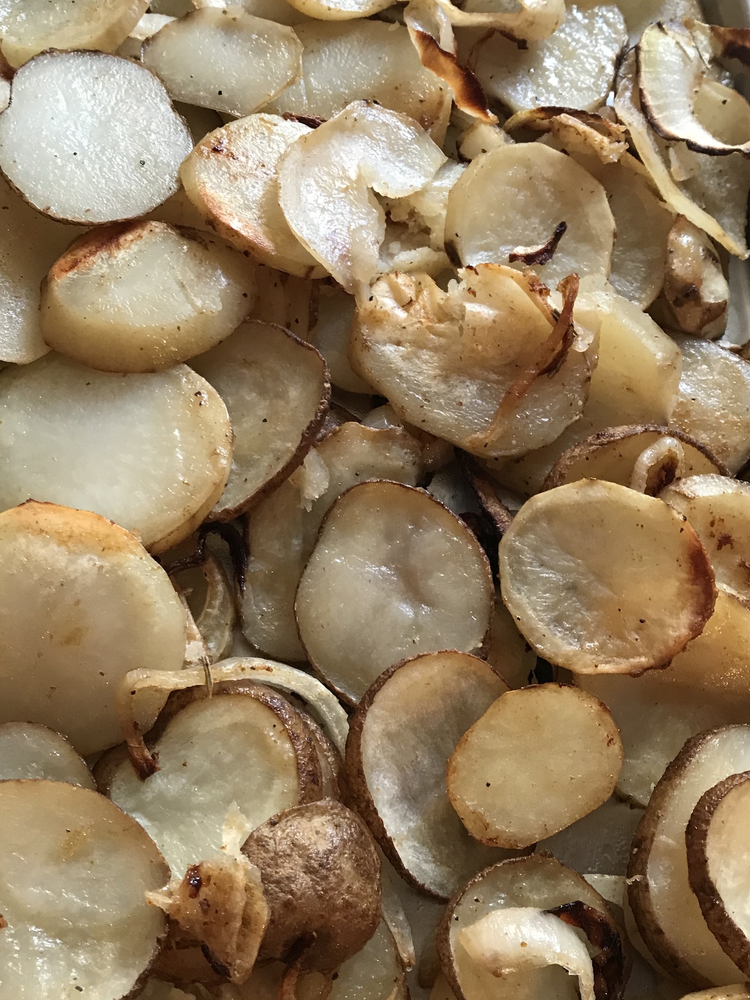 Potatoes Thin Sliced and Roasted like Potato Chips