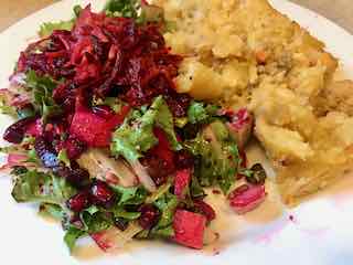 Vegan Chickpea Shepherds Pie with Mashed Potatoes and Cauliflower Vegan Chickpea Shepherds Pie with Mashed Potatoes and Cauliflower