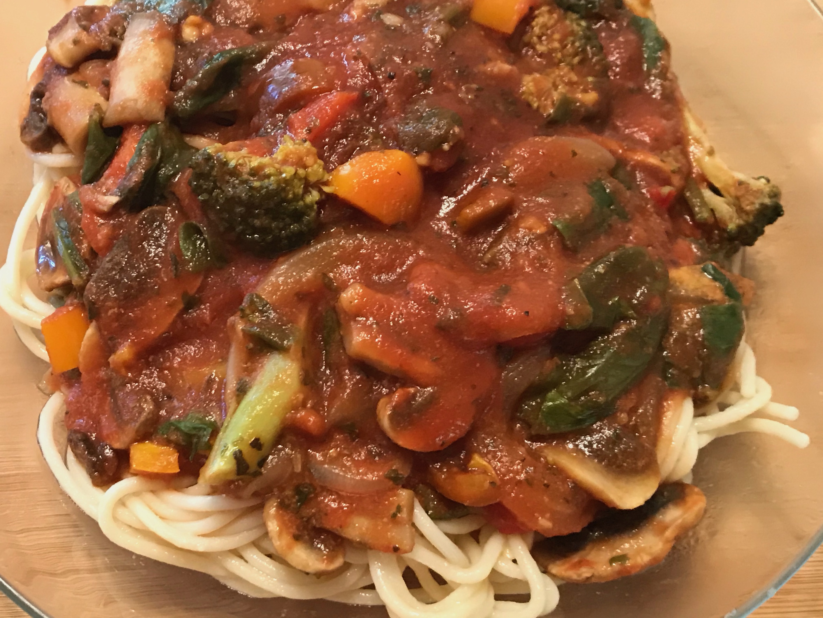 Spaghetti with Chickpea Noodles, Broccoli & Mushroom in Spicy Marinara Sauce Spaghetti with Chickpea Noodles, Broccoli & Mushroom in Spicy Marinara Sauce