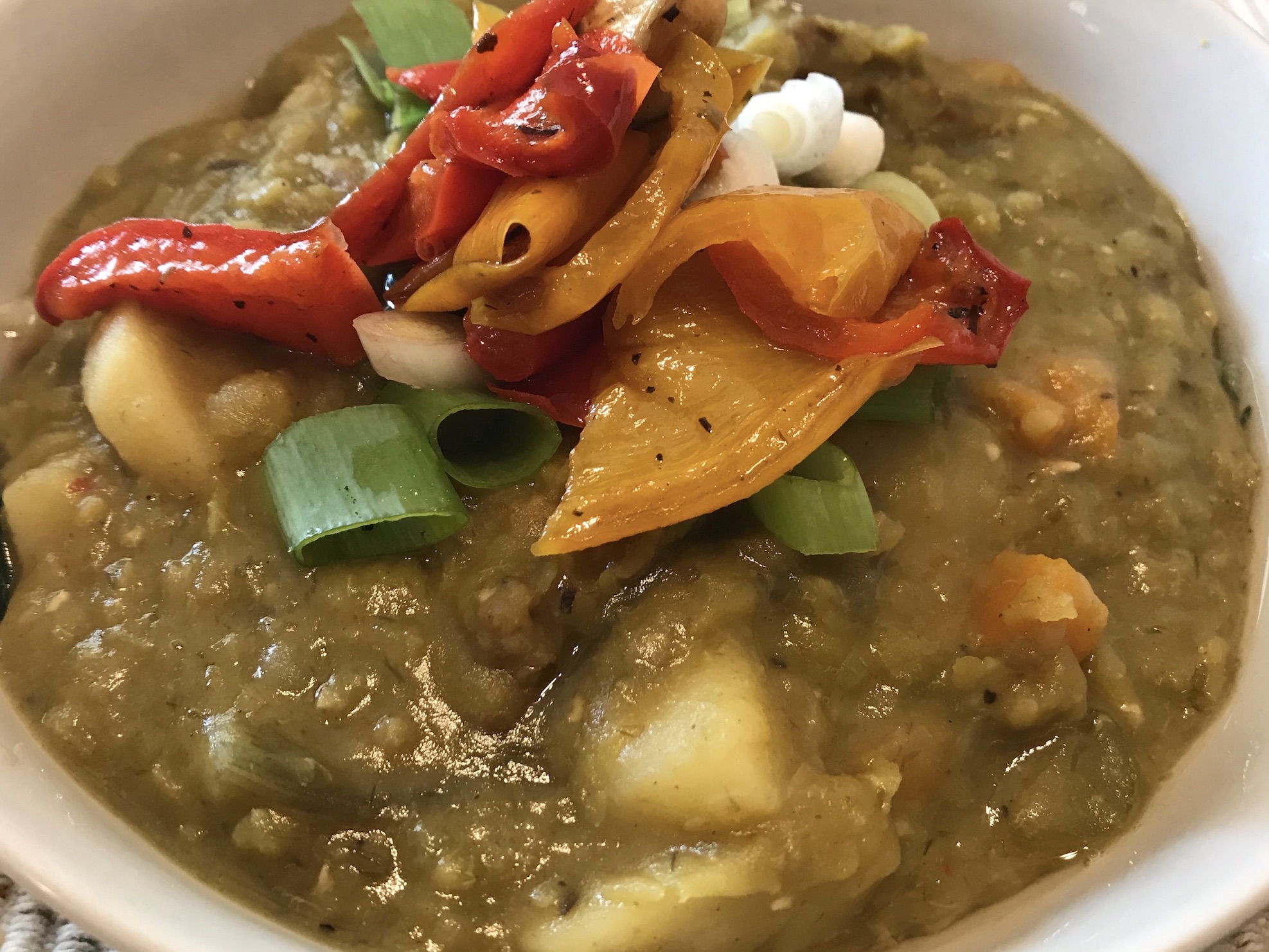Vegan Split Pea Soup with Potato & Roasted Peppers-3