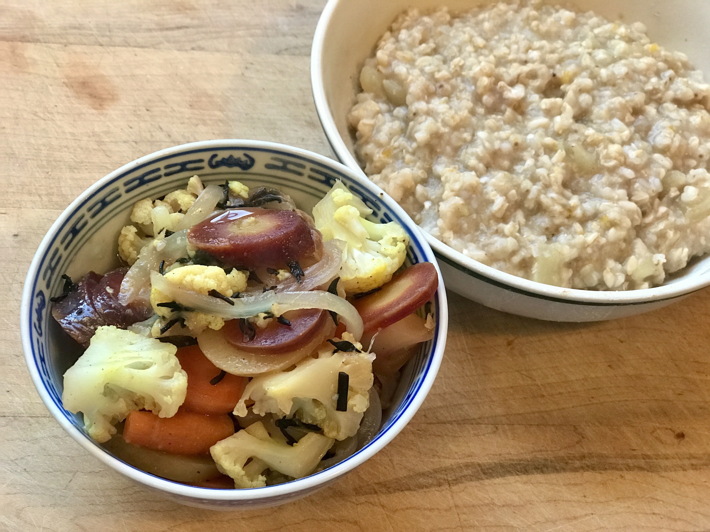 Lemony Colorful Carrots and Cauliflower with Hijiki and Porridge for a classic macrobiotic breakfast Lemony Colorful Carrots and Cauliflower with Hijiki and Porridge for a classic macrobiotic breakfast